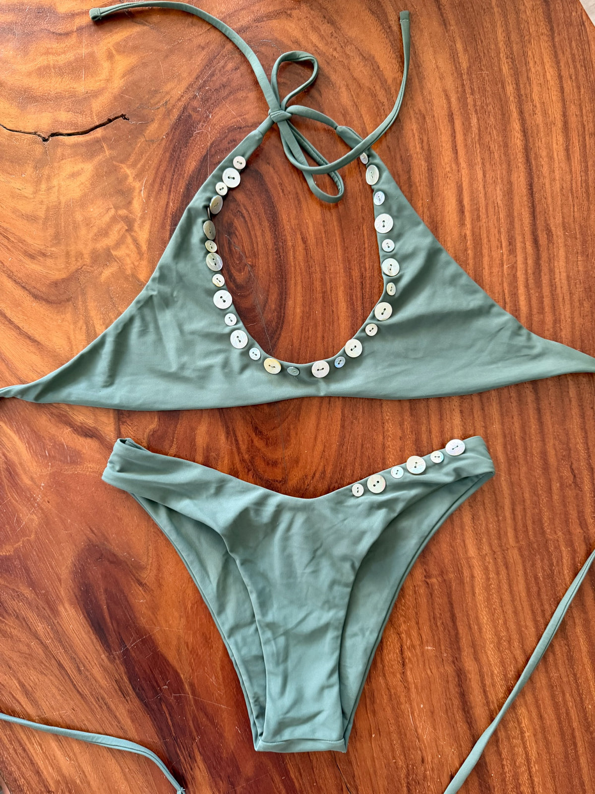 Jade Bottom